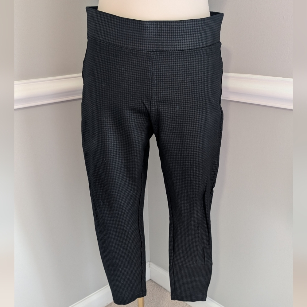 LOFT Charcoal Checkered Leggings